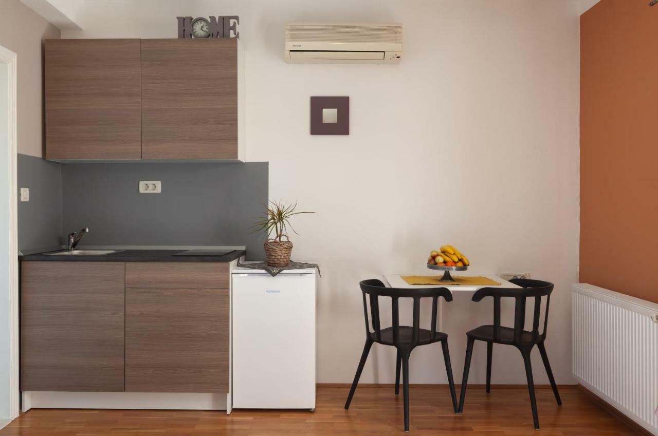 Waterfront Roko Apartment Podgora Luaran gambar